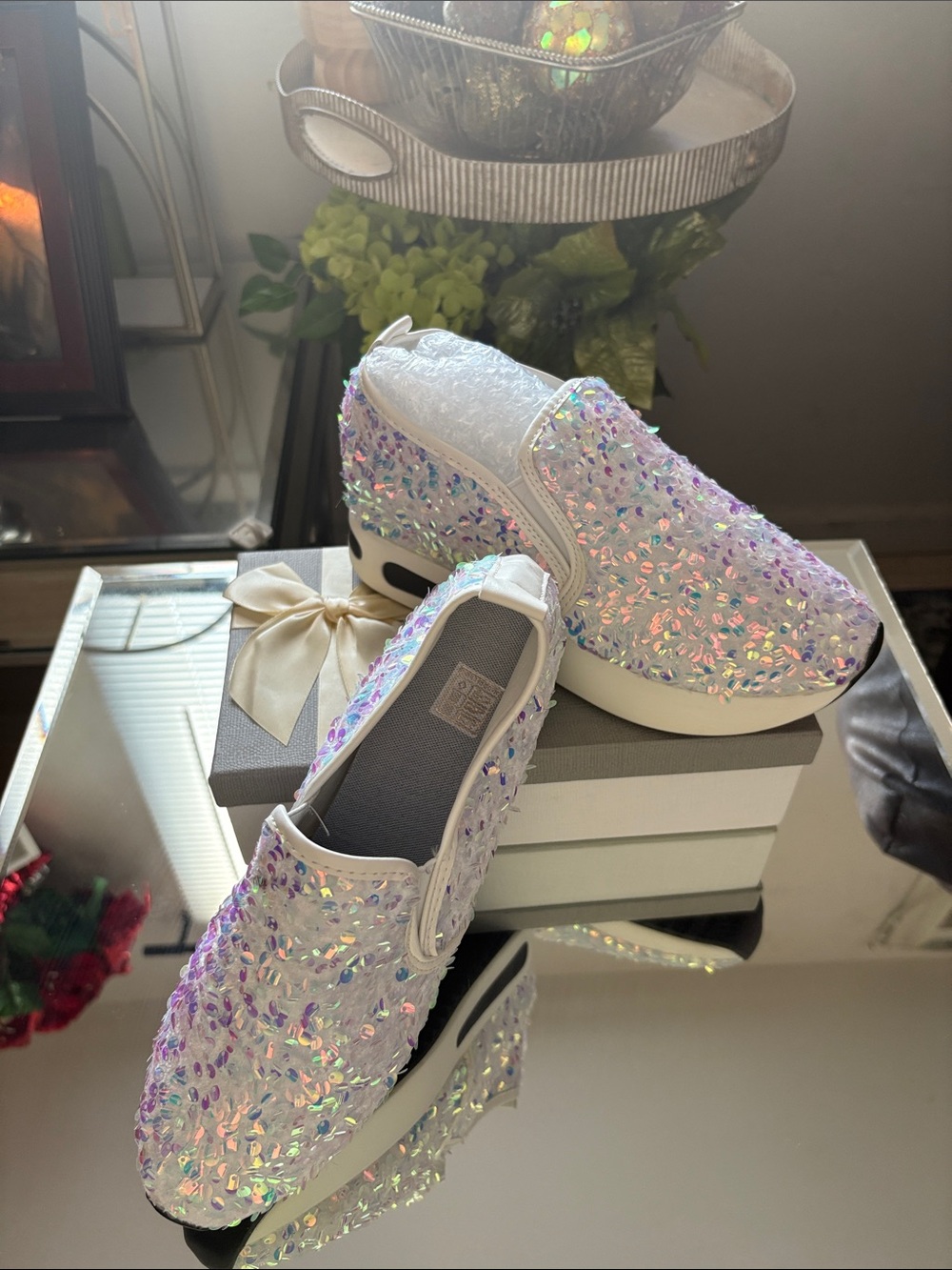 Sequin Slip-On Women’s Sneakers - White Iridescent